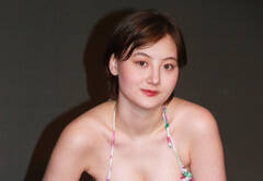 �h�C�c������{�̃O���r�A�ɒ���