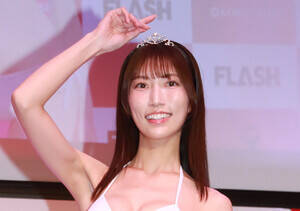 『ミスFLASH2026』グランプリ・板野優花(C)Deview