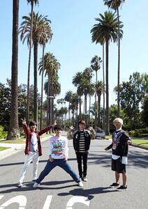 DISH//̏ʐ^WwDISH// 1st PHOTO BOOK`DISH//JUNONLAƁ`x12{B