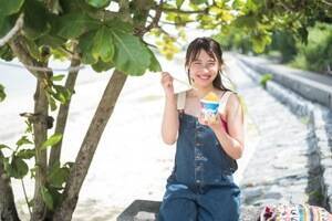 �u�M��������1st�ʐ^�W �䂸�������ȁA�ł��B�v�i�����Њ��@�B�e�F���{�a�T�j(C)GENKOSHA Co.,Ltd. 2022