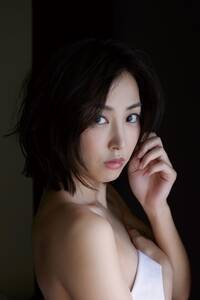 八代みなせ10年ぶりのグラビア復帰作『八代みなせ/Lisianthus』(C)Line Communications.,Inc.