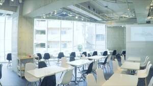 RZvgJtFuAnimax Cafe{v̓XB