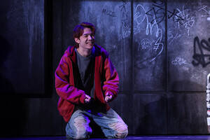 舞台『Too Young』ゲネプロより(撮影:遠山高広)