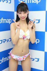 17�΂̌������q�����A�C�h���E�ߊ����ނ��ŐVDVD�w�ߊ����ށ^��������}���[�V�A���s�ҁx�������[�X(C)Deview