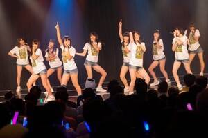 NMB48ōsꂽ`[BIIwtオx̑OɓoꂵAwĂ؂ƂŁxI5(C)NMB48