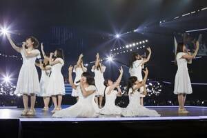 wNMB48 NGXgA[ ZbgXg xXg100xB12lɂ郆jbgȁwz̎lx1ʂl(C)NMB48