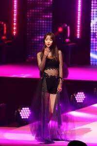 uc^I~GIRLCRUSHviCjDeview