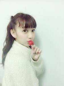 Cheeky Parade̊֍D߂SNSɓAӂӂ̔jbgłɓYʐ^B