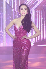 hXRF2025~XEC^[iVi{\E\ iCjDeview