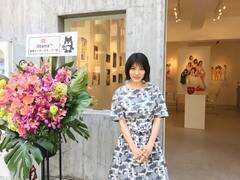 ����Ǔ삪�A���߂ăJ�����}���𖱂߂��ʐ^�W�w��ϑŐs�x�̊��Ԍ���ʐ^�W�i5��6���܂Łj�ɓo��B