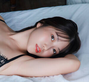 伊織いお:『FRIDAY』2025年11月28日・12月5日合併号(講談社)(C)カメラマン桑島智輝