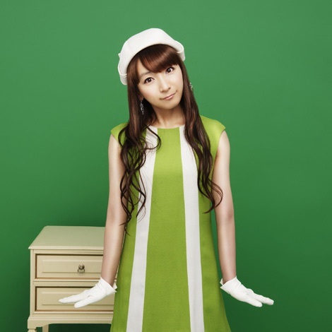 「Coloring」のジャケットより。一番人気を獲得したのはグリーン