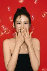 �w�n���E�X�������ʐ^�W Inside You,Inside Me�x(�B�e�^Doo Yoon jong�v���f���[�X�^Kaori Oguri�@���s�^�󓇎Ёj