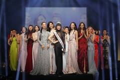 w~XEjo[Xx{\Ɍ肵ɌogE΂iC)Miss Universe Japan