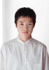 �t�����E�t�@�[�X�g�v���_�N�V���������F�匴�R��i�����͂�E�䂤���j