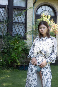 �wSPA!�O���r�A�����f�W�^���ʐ^�W �R�c�����u�S�[�W���X�ȃJ���_�v�x�i�}�K�Ёj�񋟁F�T��SPA!�ҏW���@�B�e�F���R�땶