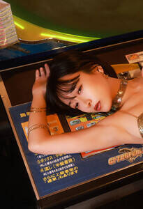 ミンミコ デジタル限定写真集『かいしんの一撃』公開カット(ワニブックス/撮影:中山 雅文)