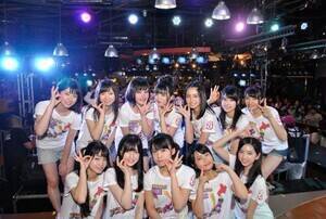 AKB48 Team8sȂt@~[eBO̖͗l(C)AKS