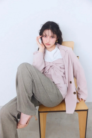 とき宣・菅田愛貴Sサイズモデルに