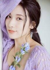 �\�j�[�E�~���[�W�b�N�A�[�e�B�X�c�����F�ɔg�ǎ�