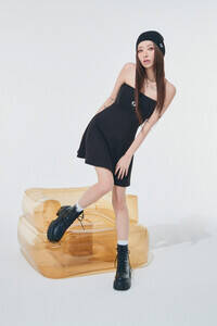uGYDAvSUMMER COLLECTIONJ^OɓoꂵPyunA.FGDxAtAOP