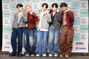 �wHoripro Vocal Scout Caravan�x�őI�o���ꂽ�uunlock�v�����o�[�i������j���������Akiichi�A���ѐ^���ƁA��ؗD�^�A���V�����iC�jDeview