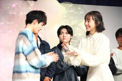 QXgR̈䌅ObgtB[󂯎鏀Ov̉ĂiCjDeview