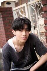 �w�_����l calendar 2026/04-2027/03�x�iC�jKADOKAWA�^�ʐ^�F�Ö��D��