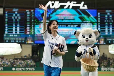 ʐCIY~tbe}[ỸZjAsb`ɓoꂵ{؁i18Ax[ih[j(C)SEIBU Lions