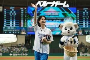 ʐCIY~tbe}[ỸZjAsb`ɓoꂵ{؁i18Ax[ih[j(C)SEIBU Lions