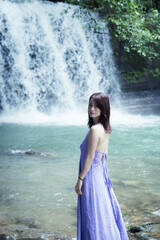 710Aˍʂ̎ʐ^WwMidday Reveriei~bhfCE@[jx