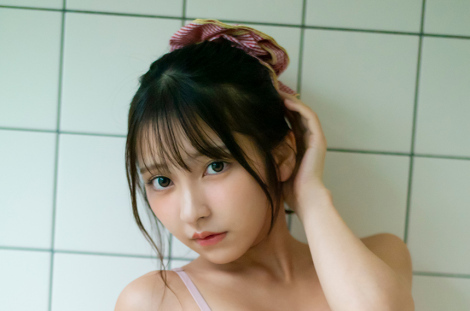 十味『グラビアンエイジ』表紙に