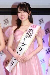 『JJモデルオーディション2026 J-GIRL #国民的彼女』グランプリ・早坂萌香さん(C)Deview