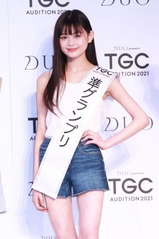 芸能ドラフトで1位指名の15歳美少女 千葉紀佳さん Tgc Audition 21準グランプリを獲得し憧れのランウェイへ ニュース Deview デビュー