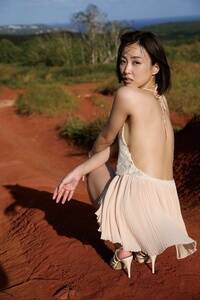 八代みなせ10年ぶりのグラビア復帰作『八代みなせ/Lisianthus』(C)Line Communications.,Inc.