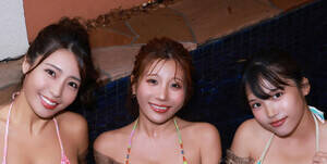 �y�f�W�^������zR�EI�EP GIRLS2025�ʐ^�W�w�����ނ� �ɂイ�悭���`�`BEST SELECTION�`�x�i���j�u�b�N�X���@�B�e�F���R�땶�j