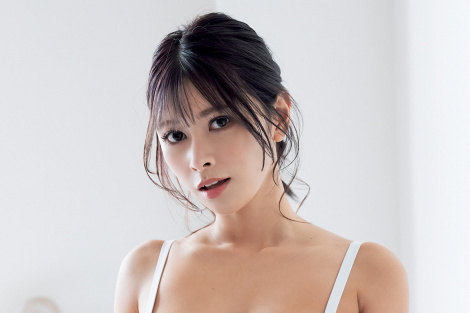 �R�c�����A�S�[�W���X�{�f�B�ŕ\�� 