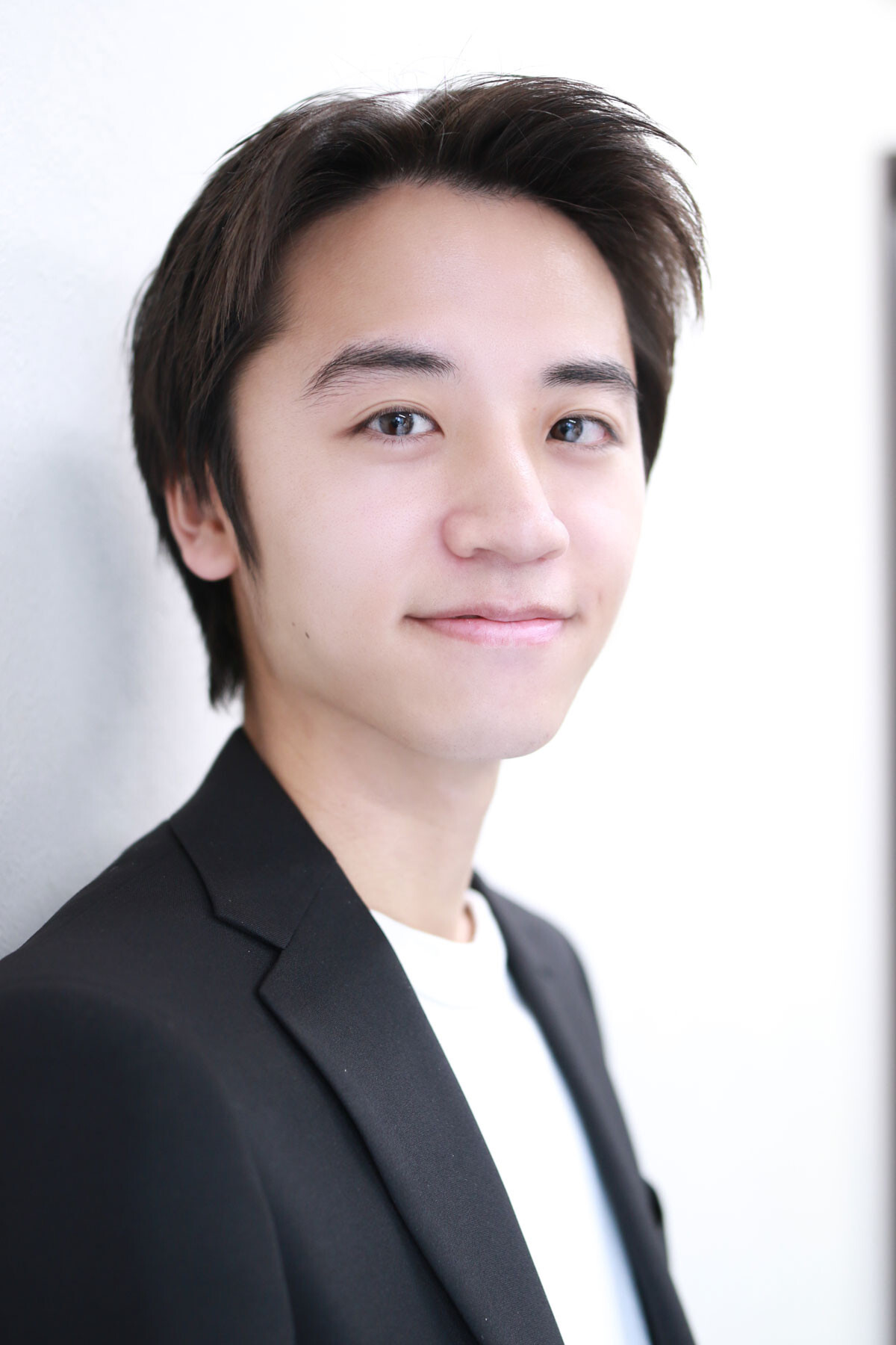 レイ・グローエンタテインメント所属:植田雅貴(C)Deview