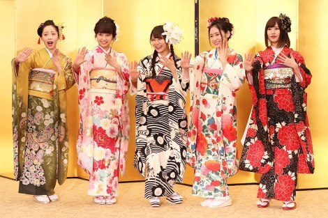 AKB48O[v̐lLOBeŁuǂ₳v߂NMB48Vlo[BΒˎ仁A[āAԔځA؎uAÉꐬiCjDeview