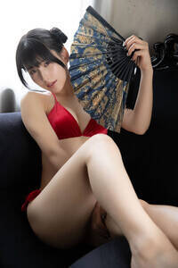 #2i2森嶋あんり『ヤングアニマル』(C)白泉社/小塚毅之