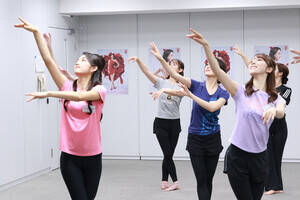 「ビューティエクササイズ」に参加した『ミス日本コンテスト2026』ファイナリストたち(C)Deview