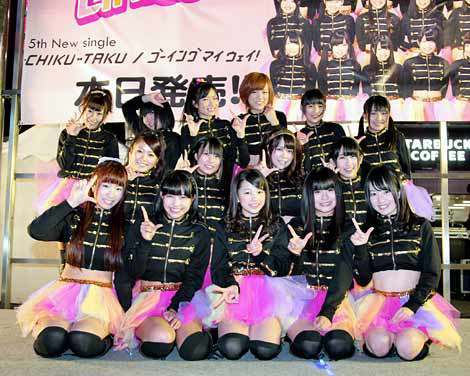 九州発のアイドル Linq 17歳の新メンバー 安藤千紗を加え11人組に再編成 ニュース Deview デビュー