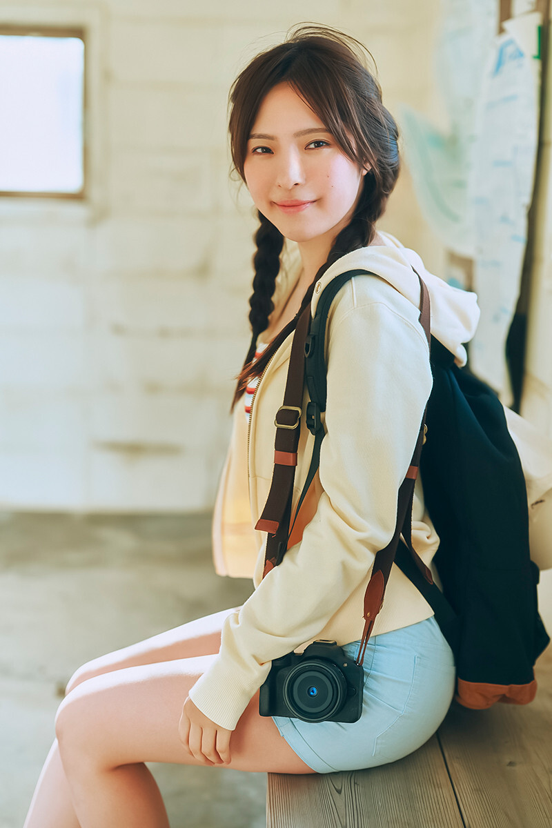 『NGT48 大塚七海1st写真集(仮)』先行カット(C)KADOKAWA/写真:岡本武志