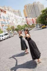 �G���}���o�� 1st�ʐ^�W�u�^�C�g������v�B�e�F�e�n�׋v�^�i�u�k�Ёj