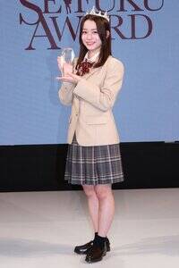 『第13回日本制服アワード』女子グランプリ・紗和さん(C)Deview