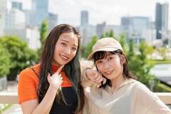 �ʐ^�W�u�����t�B���������v�̃��f���i���F�~�����@�E�F�������j�B