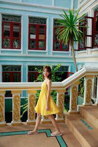 �w���{�~��1st�ʐ^�W ���h���Ȏ��x�i���s�FKADOKAWA�@�B�e�F�c���q�v�j