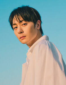 �����M��