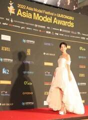 �A�W�A�X�^�[�܂���܂�������ȂȂ�