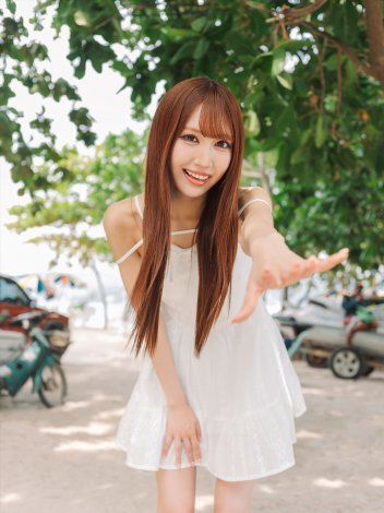 �쑺����A�f�r���[10���N���ʐ^�W 